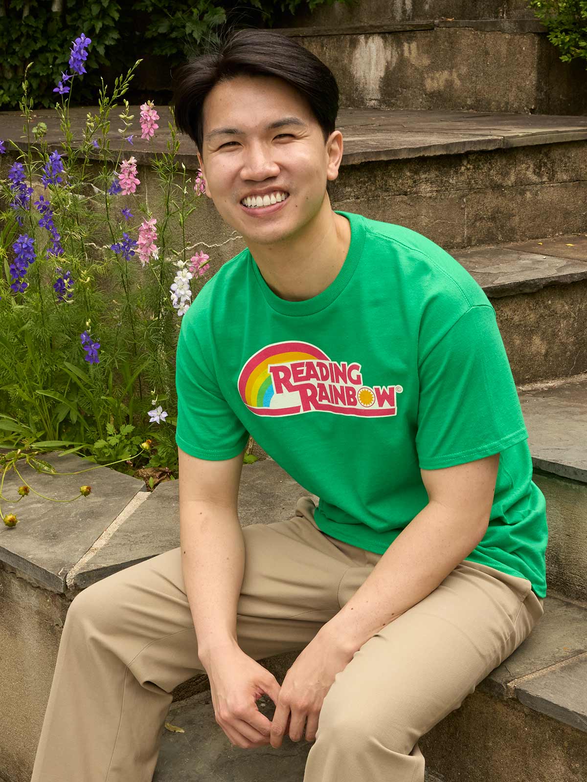 Reading Rainbow unisex green t-shirt - Image 2