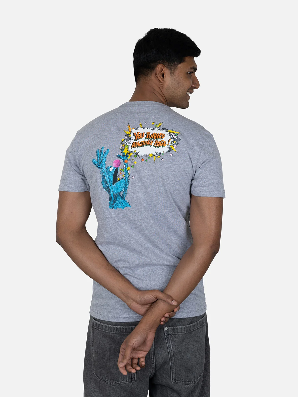 Sesame Street: The Monster at the End of This Book unisex t-shirt - Image 4